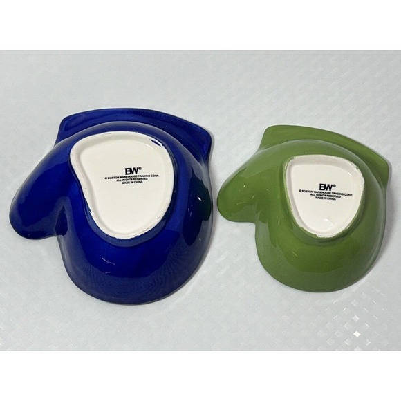 2 Vintage BW Boston Warehouse Christmas Mitten Nesting Serving BOWLS - Picture 7 of 13